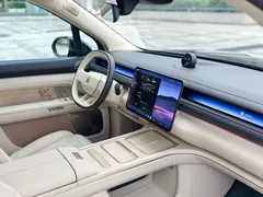 2026 Nio ES8 6-seat Executive Luxury, чёрный — фото 10