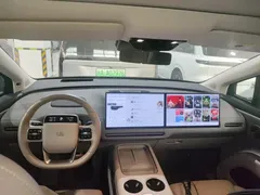2025 Li Auto i8 Standard, чёрный — фото 3