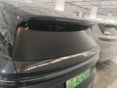 2025 Li Auto i8 Standard, чёрный — фото 9