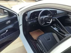 2022 Hyundai Elantra 1.5L CVT GLX Elite, белый — фото 16
