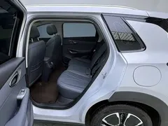 2026 BYD Sea Lion 05 DM-i PHEV 220 — фото 10