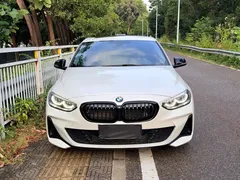 2023 BMW 1 Series 120i M Sport Night Edition, белый — фото 9