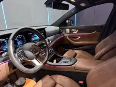 2022 Mercedes-Benz E-Class E 300 L Sport Luxury, чёрный — фото 11
