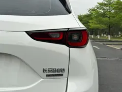 2020 Mazda CX-5 2.0L AT 2WD Premium, белый — фото 13