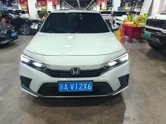 2023 Honda Civic 2.0L e:HEV Hybrid, белый — фото 1
