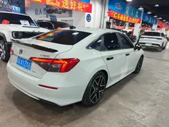 2023 Honda Civic 2.0L e:HEV Hybrid, белый — фото 8