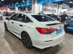 2023 Honda Civic 2.0L e:HEV Hybrid, белый — фото 9