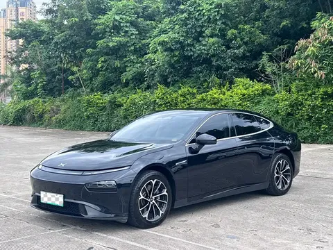 2023 Xpeng P7 586E