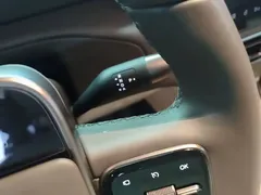 2024 Li Auto MEGA Ultra, белый — фото 14