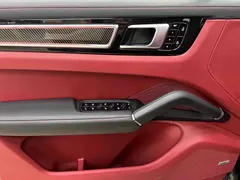2021 Porsche Cayenne 3.0T, чёрный — фото 7