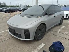 2025 Li Auto i6 2WD Standard — фото 1