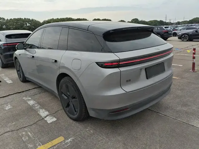 2025 Li Auto i6 2WD Standard