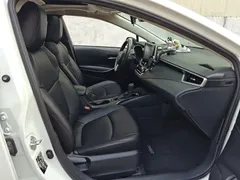 2021 Toyota Corolla Hybrid 1.8L E-CVT Elite, белый — фото 10