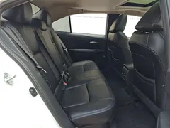 2021 Toyota Corolla Hybrid 1.8L E-CVT Elite, белый — фото 11