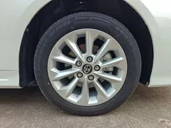 2021 Toyota Corolla Hybrid 1.8L E-CVT Elite, белый — фото 40