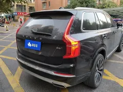 2021 Volvo XC90 7-seat, чёрный — фото 3