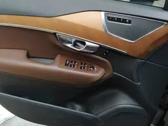 2021 Volvo XC90 7-seat, чёрный — фото 7