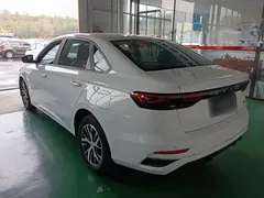 2022 Geely Emgrand 4th Gen 1.5L MT Luxury, белый — фото 5