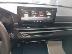 2022 Geely Emgrand 4th Gen 1.5L MT Luxury, белый — фото 13