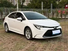 2022 Toyota Levin 185T CVT Luxury, белый — фото 3