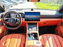 2024 Aito M7 1.5T Smart Driving 4WD Ultra 5-seat, чёрный — фото 8