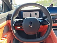 2024 Aito M7 1.5T Smart Driving 4WD Ultra 5-seat, чёрный — фото 11