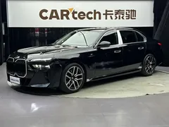 2023 BMW 7 Series 735Li M Sport Package, чёрный — фото 1