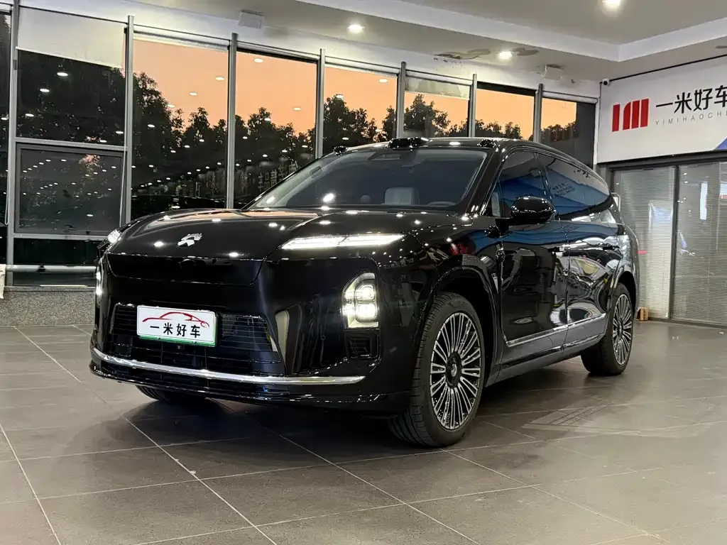 2026 Nio ES8 6-seat Executive Luxury
