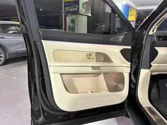 2026 Nio ES8 6-seat Executive Luxury, чёрный — фото 12