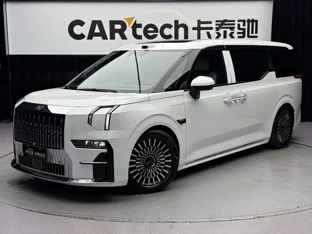 2024 Zeekr 009 6-Seat Executive 4WD 108kWh
