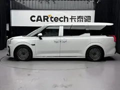2024 Zeekr 009 6-Seat Executive 4WD 108kWh, белый — фото 2