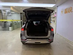 2023 BYD Song PLUS DM-i PHEV 110km Flagship Champion — фото 8
