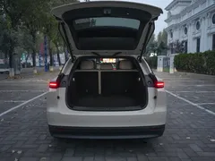2025 Li Auto i6 2WD Standard — фото 9