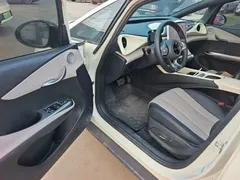 2023 BYD Dolphin 420km Fashion, белый — фото 16