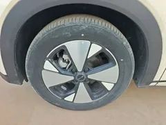 2023 BYD Dolphin 420km Fashion, белый — фото 23