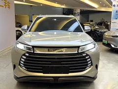2023 BYD Frigate 07 DM-i PHEV 205km Premium — фото 2