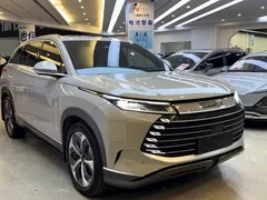 2023 BYD Frigate 07 DM-i PHEV 205km Premium — фото 3