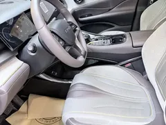 2023 BYD Frigate 07 DM-i PHEV 205km Premium — фото 9