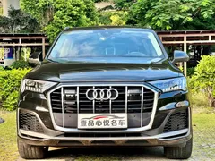 2023 Audi Q7 55 TFSI quattro S line Sport, чёрный — фото 2