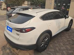 2021 Mazda CX-4 2.0L AT 2WD, белый — фото 3