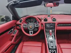 2022 Porsche 718 Boxster T 2.0T, чёрный — фото 7