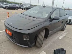 2025 Li Auto i6 4WD Standard, чёрный — фото 1