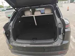 2025 Li Auto i6 4WD Standard, чёрный — фото 9
