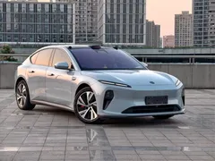 2022 Nio ET5 75kWh, синий — фото 3