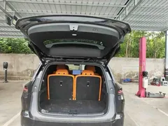 2025 Li Auto i8 Standard, чёрный — фото 8