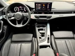 2020 Audi A4L 40 TFSI quattro Luxury Dynamic — фото 10