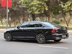 2022 Volvo S90, чёрный — фото 11