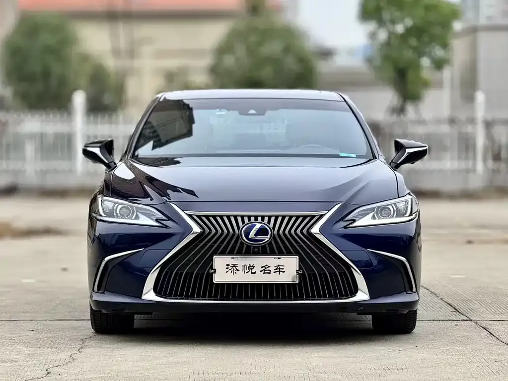 2021 Lexus ES 200 Excellence