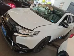 2021 Mitsubishi Outlander 2.0L 2WD 5, белый — фото 1