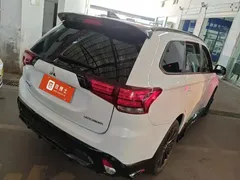 2021 Mitsubishi Outlander 2.0L 2WD 5, белый — фото 9